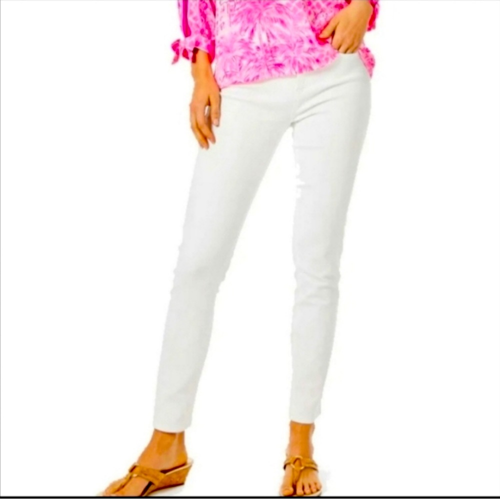 Lilly South Ocean resort white denim jeans